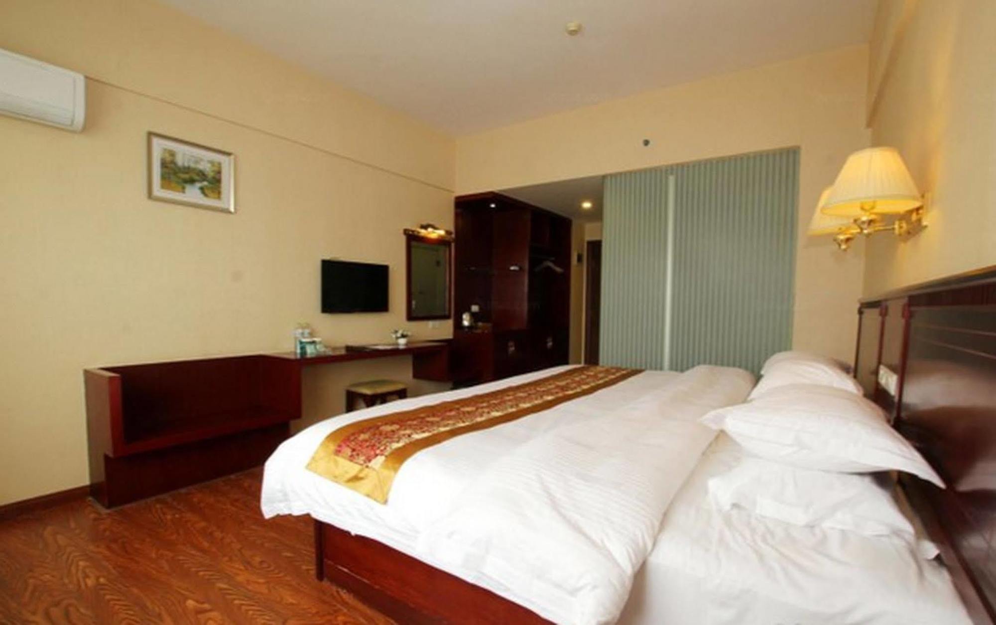 Greentree Inn Guangxi Guilin Lingui Jinshan Square Jinshui Road Express Hotel Exterior photo